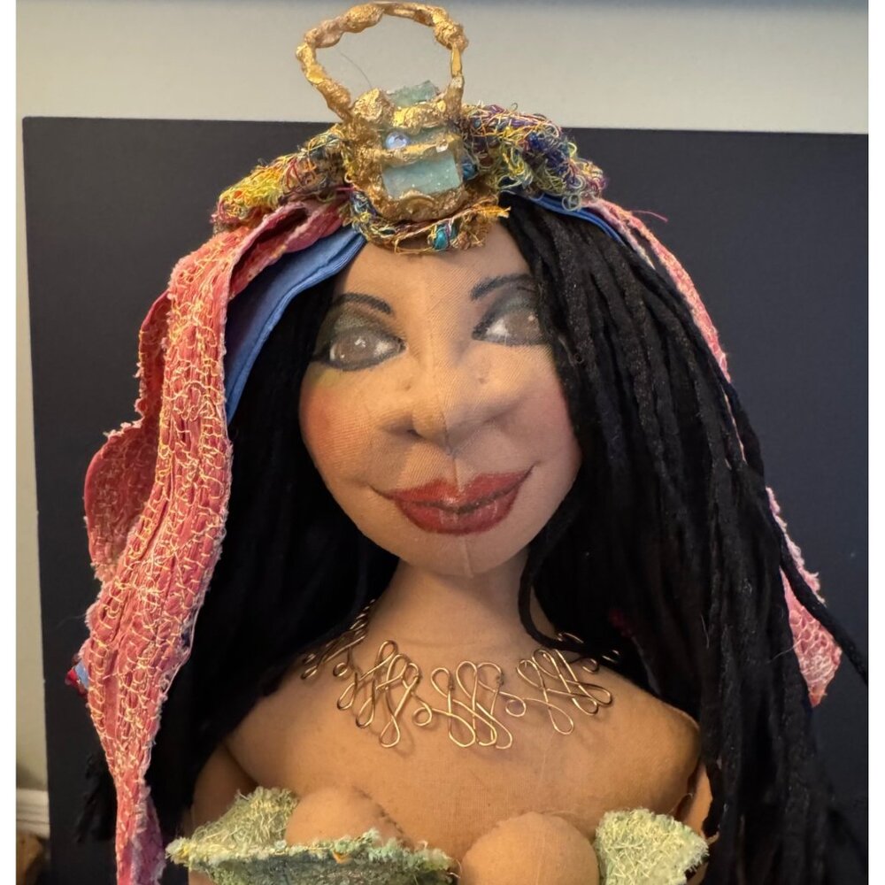 Cindy Sowers 2009 Handmade Cleopatra Doll w/ Cup Artisan Fabric & Wire Details - Picture 2 of 16